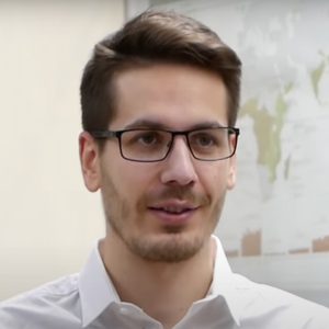 [Diskusný Klub] Expert na kávu Holiš: Takto zistíš, že v kaviarni nerobia kávu poctivo