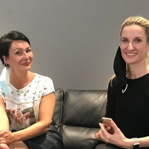 #22 Rozhovor s Adelou Vinczeovou – zabŕdli sme do mnohých tém