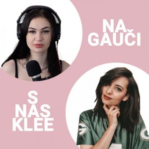 Emma Lacová: Plastiky, tetovania, party, kontroverzná autenticita vs umelá dokonalosť  | Na Gauči s Nasklee