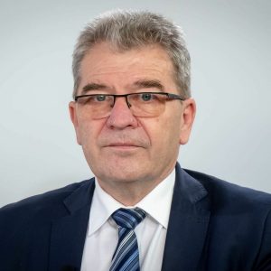 Poslanec Karahuta: Budajovu reformu treba opraviť