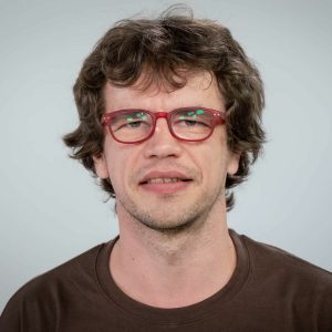 Pesničkár Miro Jilo o muzikoterapii: V „polepšovni“ bola gitara môj hlavný pracovný nástroj