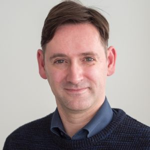 Vozil Nórov, no taký bordel ako v Bratislavskom kraji tam pri zmene dopravcu nezažil. Hovorí spisovateľ Ondrej Sokol