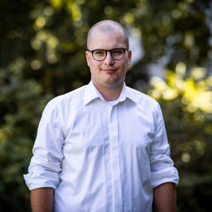 4. Pokec o komunikácii – Adam Valček