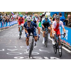 #253 Alaphilippe mení šatník, Sicília štartuje Giro!