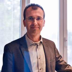 Ján Kovalčík – Politici sľubujú predražené diaľnice a cesty prvej triedy sa nám zatiaľ rozpadajú