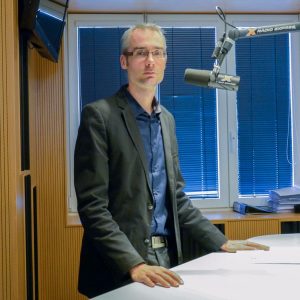Daniel Milo – Z politiky sa podľa analytika stala reality show