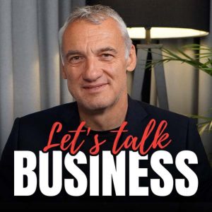 Posledné roky predávame jazdené autá za cenu nových. Kto si chce kúpiť auto okamžite, má problém, hovorí Július Šabo [Let’s Talk Business]