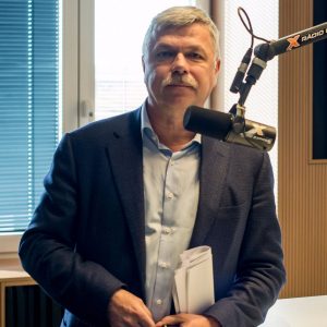 Ivan Šramko – Vláda môže pohodlne investovať aj bez uvoľnenia dlhovej brzdy