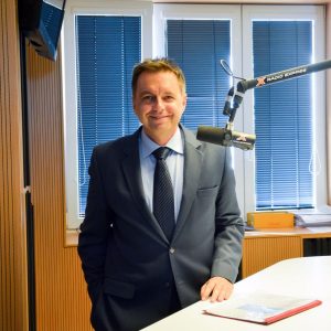 Peter Kažimír – Dane z príjmu zamestnancov klesnú, až keď znížime nezamestnanosť