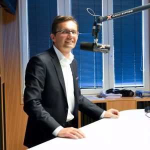 Ľubomír Galko – Vojenské hodnosti začal papalášom udeľovať ex-minister Smeru Martin Glváč