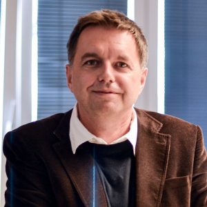 Peter Kažimír – Dosiahnutie vyrovnaného rozpočtu posúva aj vládny sociálny balíček