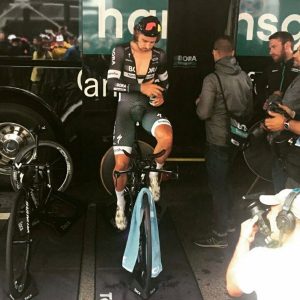 Prvá etapa #TDF2015, zmoknuté topánky a profík Sagan