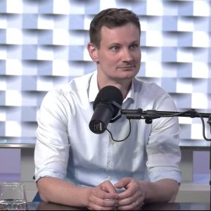 Gabriel Tóth: Len málo novinárov má chuť bojovať so svojimi predsudkami. Aktivistická žurnalistika mi prekáža