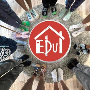 Banskobystrická vzdelávacia skupina DomEdu vznikla z iniciatívy rodičov