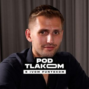 Peluha: V Južnom Sudáne od nás žiadali úplatky policajti v drese Manchestru United [Pod Tlakom]