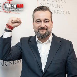 Blaha ostro na Žďárskeho: Svet je na pokraji jadrovej vojny a vy riešite či šírim Hoaxy?!