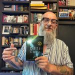 „Fantastické a zábavné sci-fi pre čitateľov aj nečitateľov tohto žánru,“ tvrdí prof. J.Malíček episode thumbnail