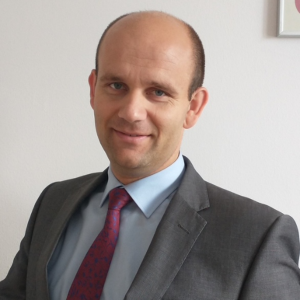 Kresťan a financie – Bývanie. Ako rozumne riešiť vlastné bývanie – Blažej Majdiak