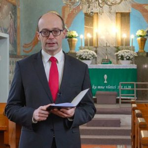 Boh nenecháva nikoho bokom