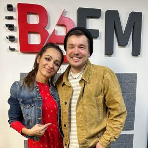 Spevák Martin Harich si vyskúšal rolu moderátora BB FM rádia