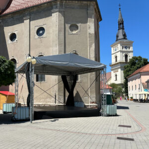 Jún 2025 nás víta letom