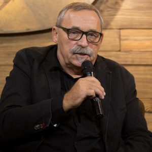 Prečo tak radi čítame krimi, krvavé trilery a strašidelné horory? Prezradí psychológ Anton Heretik