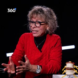 Fyzioterapeutka L. Merceková: “Dlhodobé zlé sedenie škodí rovnako ako úraz na motorke. Nie je pravda, že starnutie má bolieť”