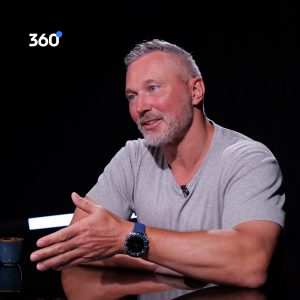 Ľ. Višňovský: “Máme šancu získať zlato. Slafkovský ešte nie je taká hviezda, čo s ním predvádzajú mu ubližuje”