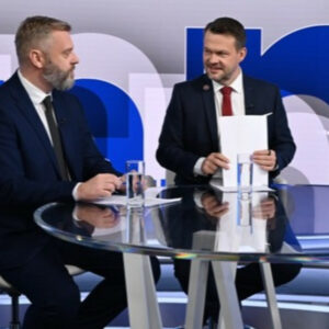 Na telo (17. 11.): Samuel Migaľ (Hlas-SD) a Juraj Krúpa (SaS)