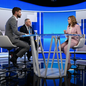 Na telo (1. 12.): Roman Michelko (SNS) a Michal Šimečka (PS)