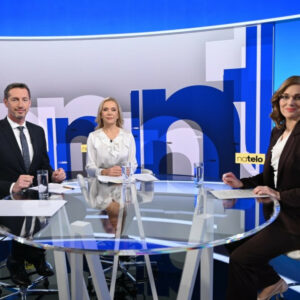 Na telo (2. 2.): Denisa Saková (Hlas-SD) a Milan Majerský (KDH)