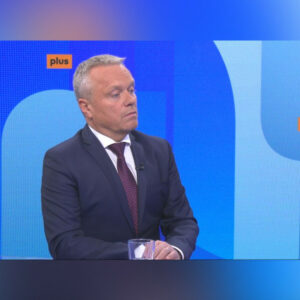 Na telo plus (27. 11.): Ľubomír Andrassy (NKÚ)