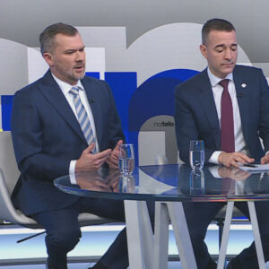 Na telo (8. 2.): Tomáš Drucker (Hlas-SD) a Viliam Karas (KDH)