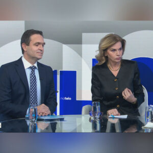 Na telo (1. 3.): Monika Beňová (Smer-SD) a Ľudovít Ódor (PS)