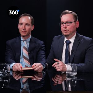 Odborníci na USA Roháč a Ondrášik: Trump sa rád nechá vodiť za nos Netanjahuom. V čom je toto “Amerika na prvom mieste?”